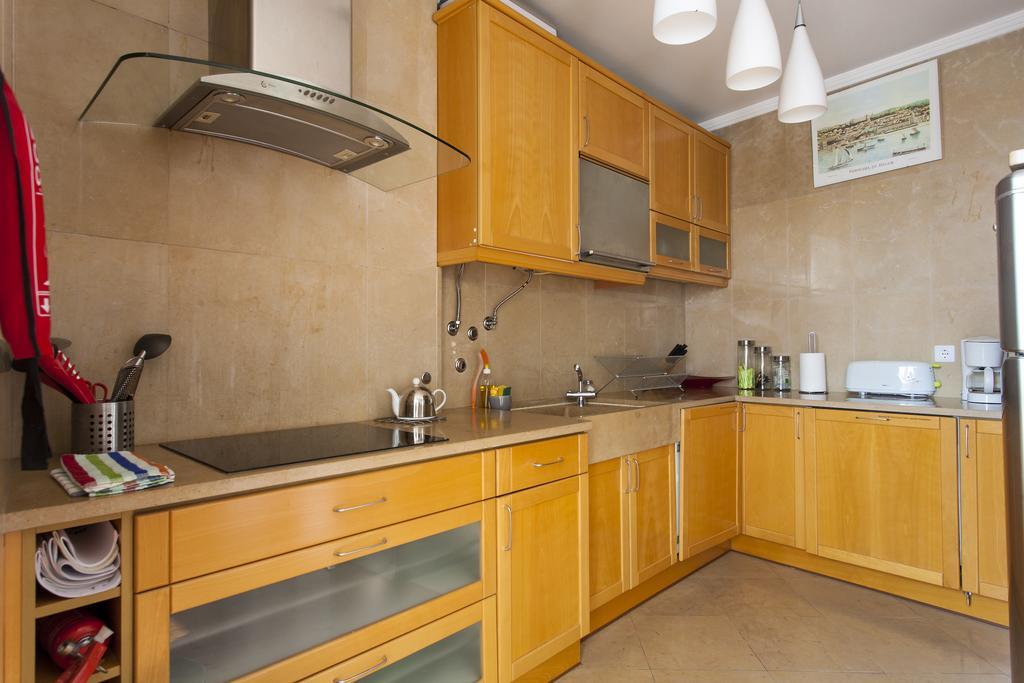 Apartment Joivy Spacious And Bright 1-Bed Flat With City Views In Lapa